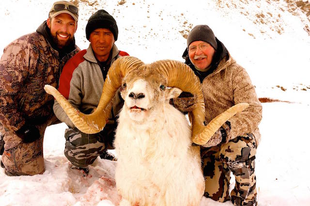 Marco Polo Hume Argali, November 2014, Dr. Mike B. and Guide Ben Stourac