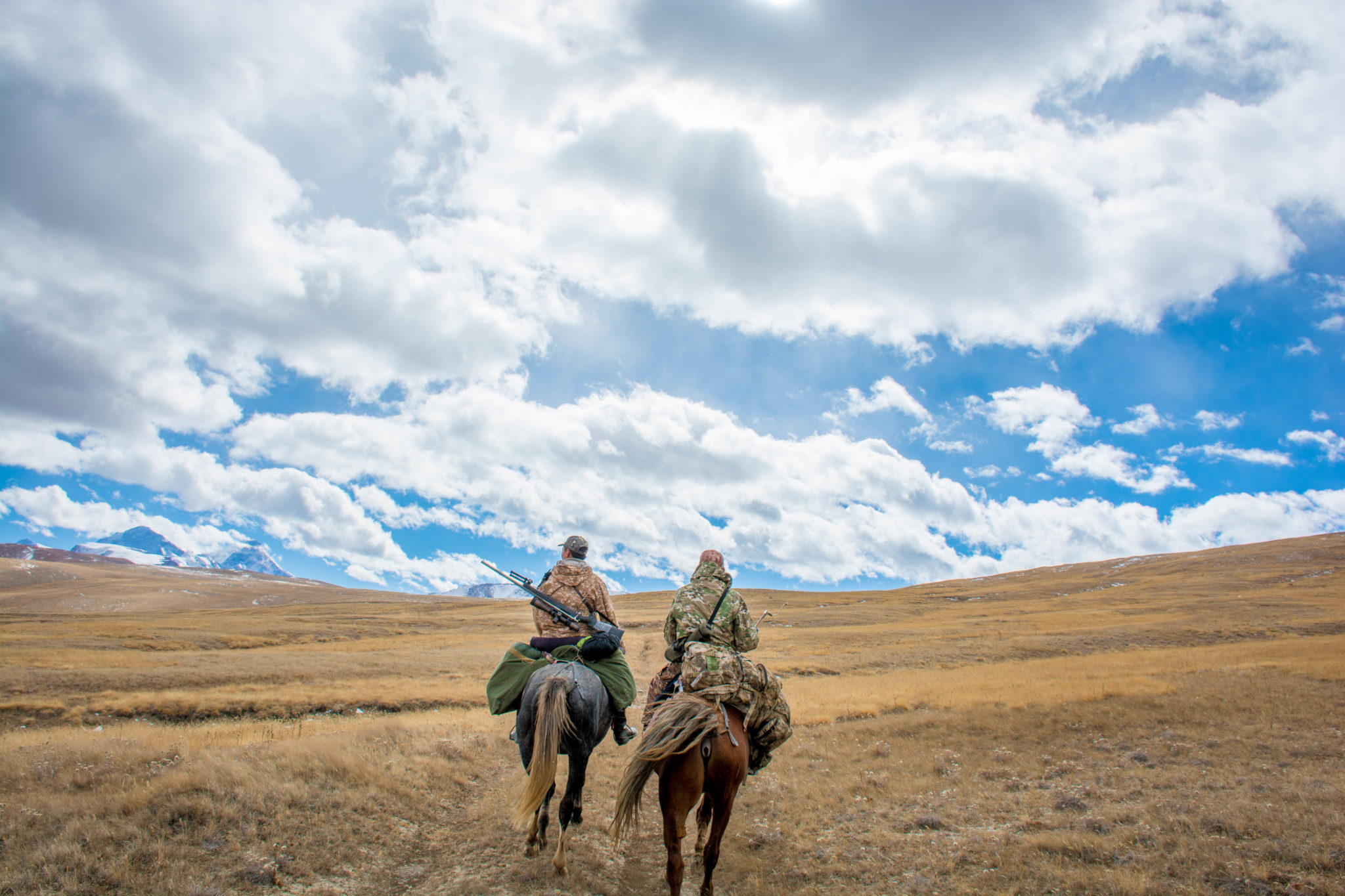 Kyrgyzstan Guides on horses